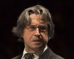 WHAT IS THE ZODIAC SIGN OF RICCARDO MUTI?